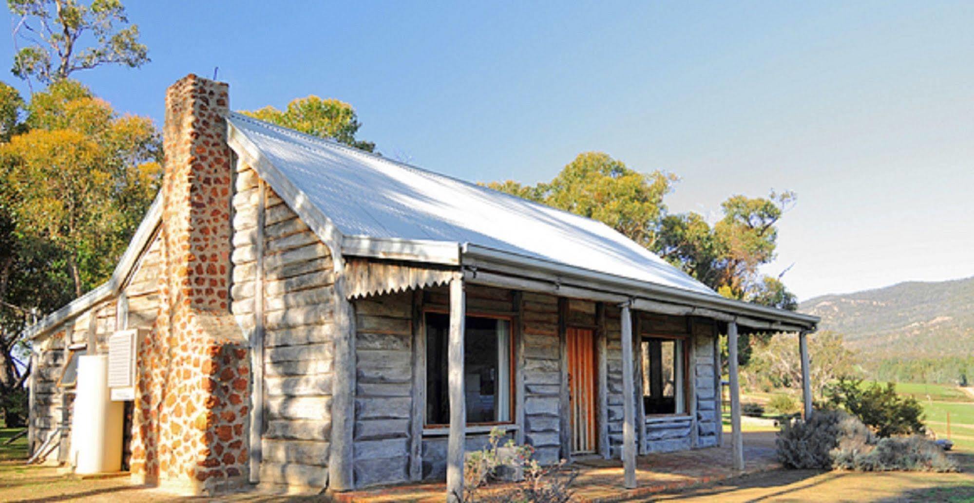 Grampians Pioneer Cottages Halls Gap Dış mekan fotoğraf