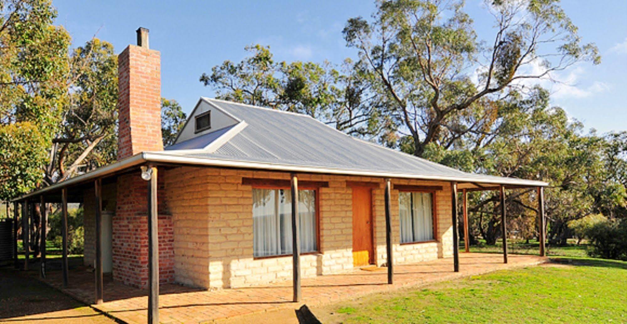 Grampians Pioneer Cottages Halls Gap Dış mekan fotoğraf
